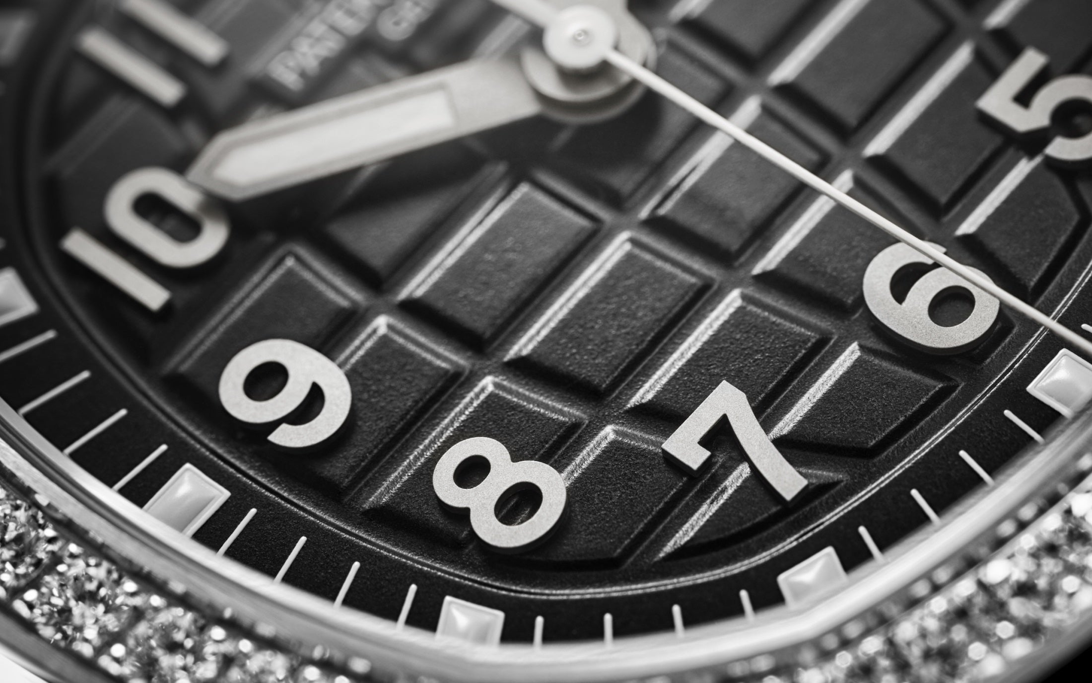 Patek Philippe Aquanaut Luce, Stainless Steel, 38,8mm, Ref# 5267/200A-001 - Image 6