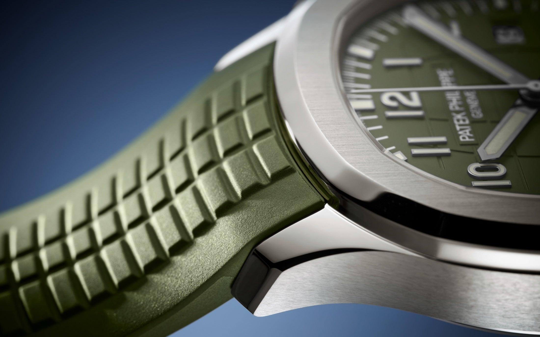 Patek Philippe Aquanaut Chronograph, 18k White Gold, 42,2mm, Ref# 5968G-010 - Image 9